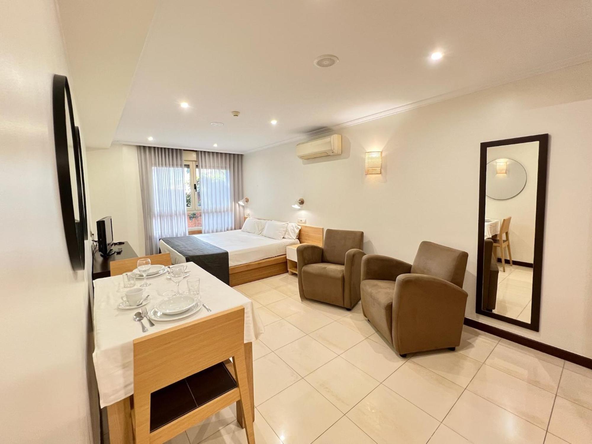 Apartamentos Mediterraneo Real Фуэнхирола Экстерьер фото