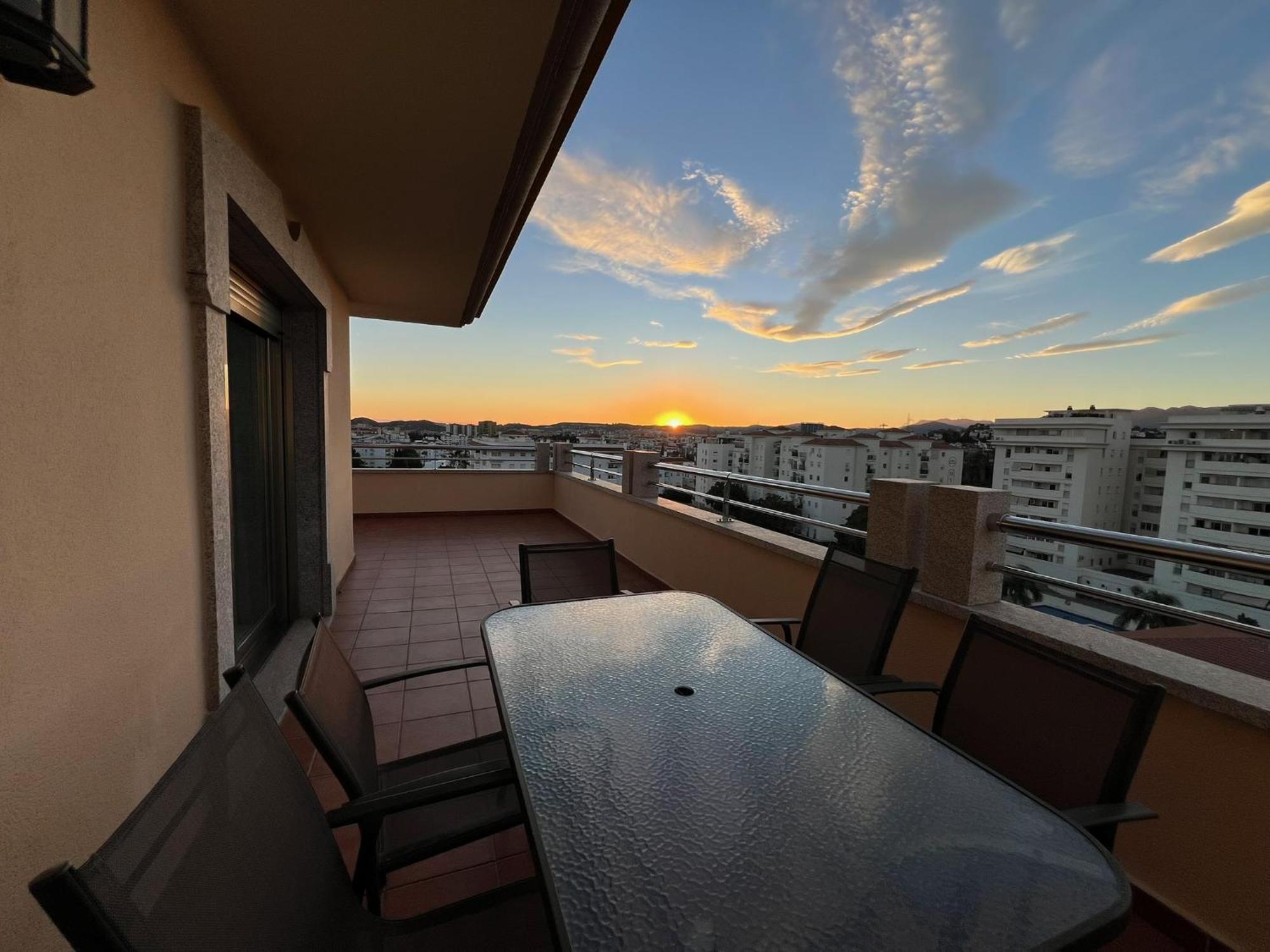 Apartamentos Mediterraneo Real Фуэнхирола Экстерьер фото